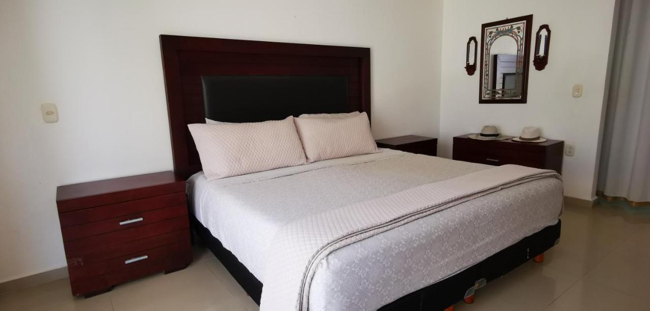 Villa Aurora Beautiful Beachfront Apartment Cancún Kültér fotó