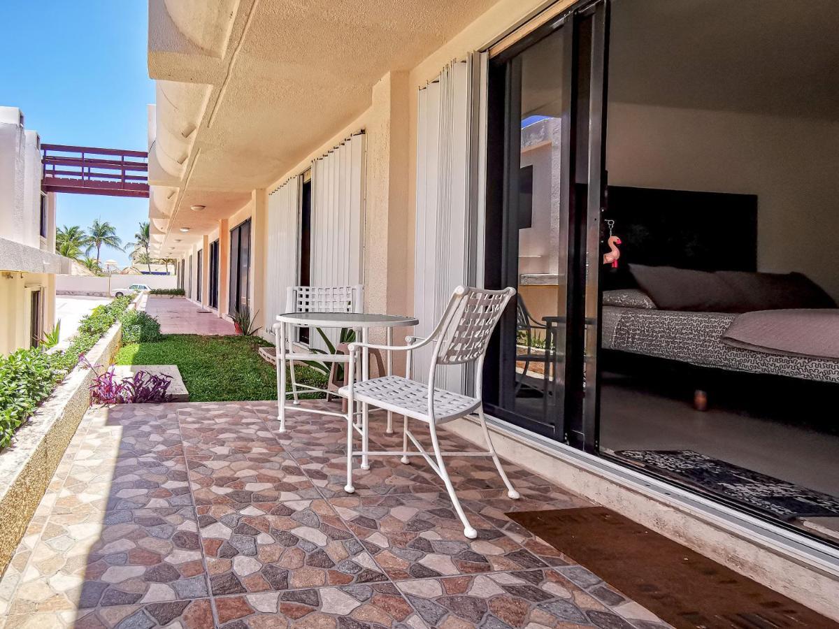 Villa Aurora Beautiful Beachfront Apartment Cancún Kültér fotó